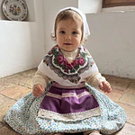 Conjunto de Baturra para Niña (9 a 12 meses) - 4 Piezas con Delantal Morado