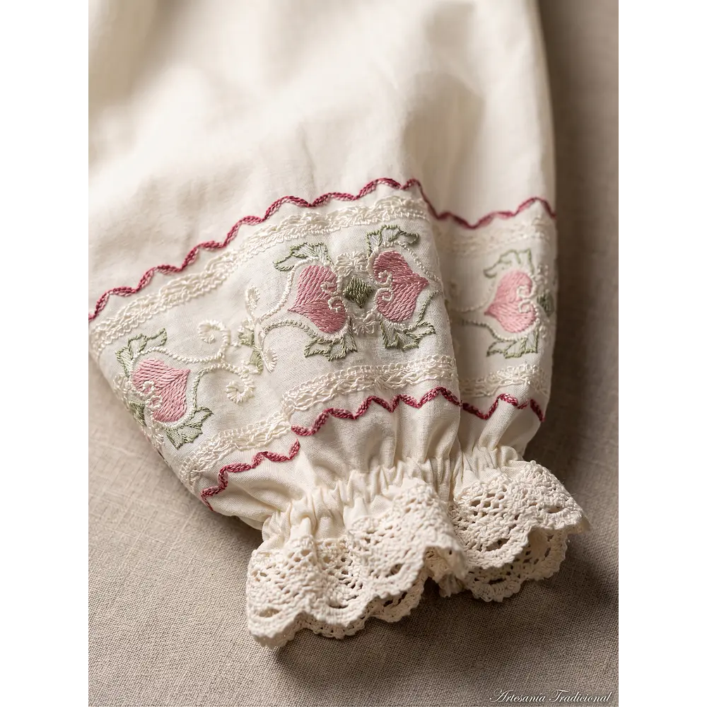 Pololos de Baturra para Mujer con Bordado Floral Rosa (Talla 38/42)