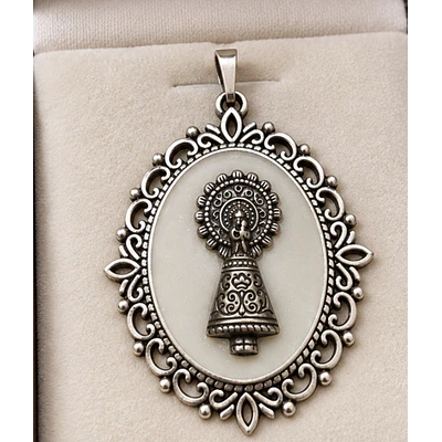 Medalla Virgen del Pilar – Raquel Redondo tamaño grande 