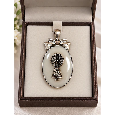 Medalla Virgen del Pilar – Raquel Redondo