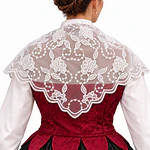 Mantilla  hombros Pico Aragonesa blanca  para Traje Regional