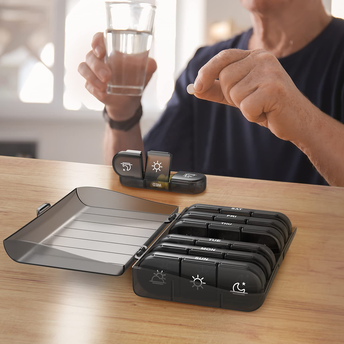 Pastillero Semanal Organizador Portátil 3 Tomas 7 Dias 6