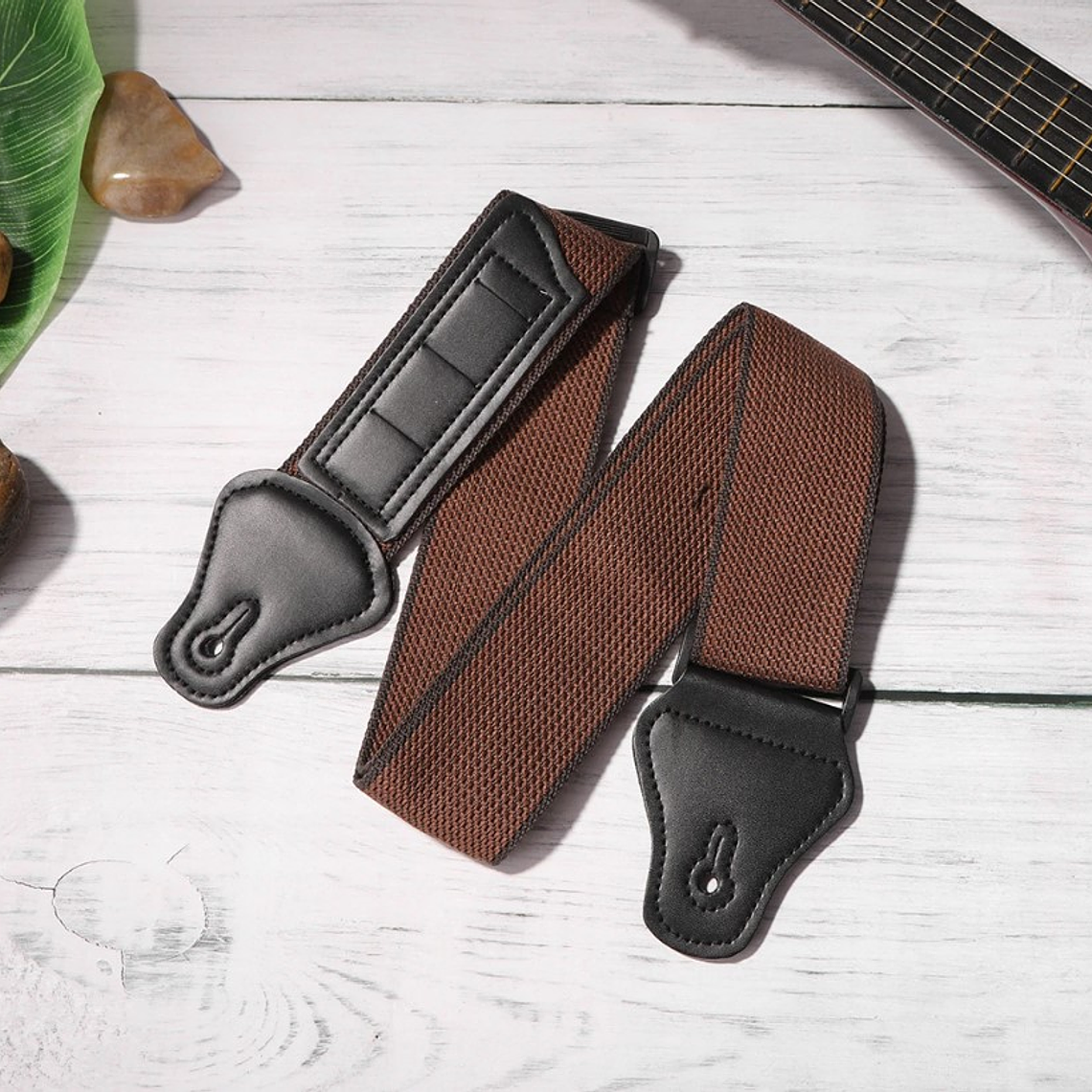 Correa Para Guitarra Y Bajo Puntas Cuero + 3 Uñetas 4