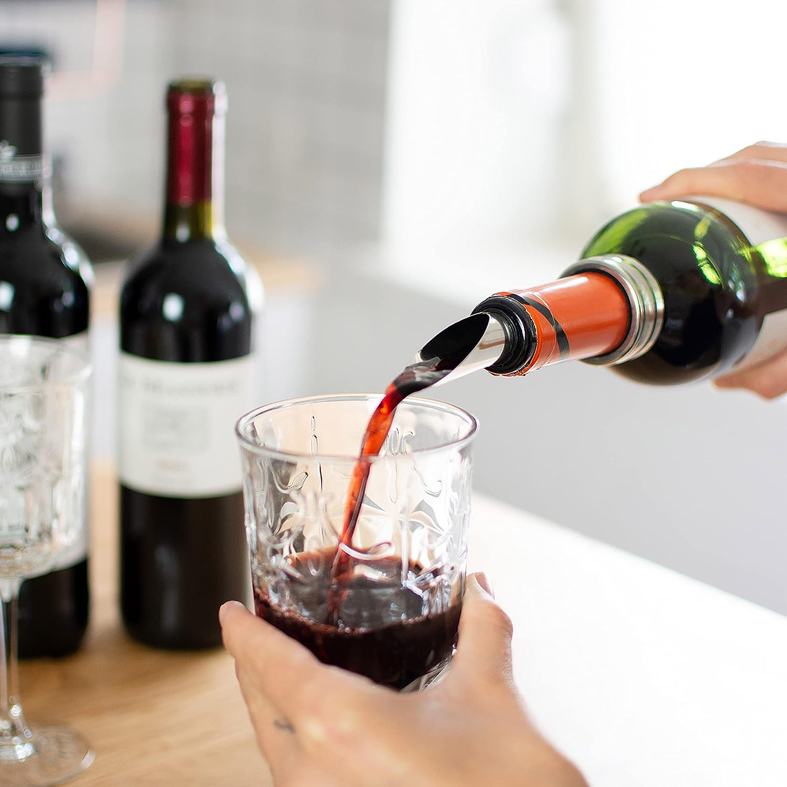 Set De Vino Sacacorchos Con Forma De Botella 2