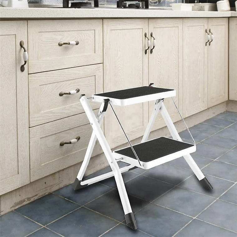 Escalera Multiuso Plegable 2 Peldaños Ultra Compacta 4