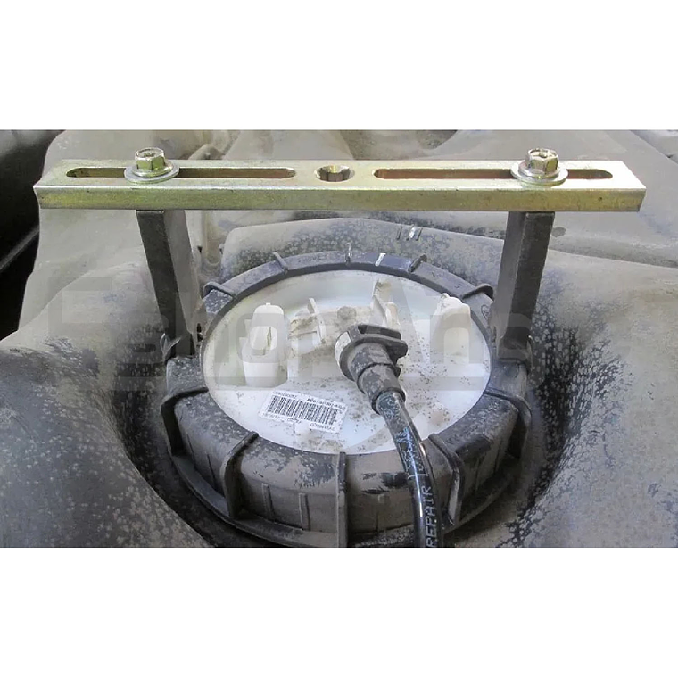 Llave Extractor Tapa Tanque Bomba De Gasolina Universal 4