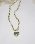 Cadena de Enchape Oro con dije de Jade verde de forma de corazón  
