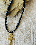 Collar Onix Negro con cruz de Ank-Protección Absoluta y Vida 