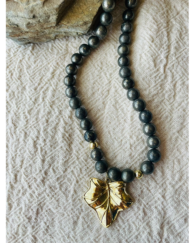Collar de Pirita y Hoja Dorada - Abundancia y Crecimiento