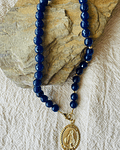 Collar Agatas Azules con Dije de virgen de la Medallita Milagrosa