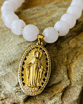Collar Cuarzo Rosa con Virgen de la Medallita Milagrosa 