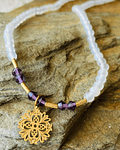 Collar de Cuarzo Blanco con Amatistas dije de Mandala