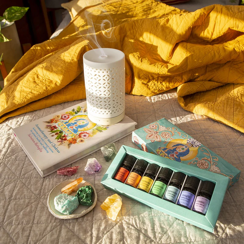 Kit Chakras, 7 blends aceites esenciales.  Una colección inspirada en el equilibrio emocional, la armonía interior y los rituales conscientes. 3
