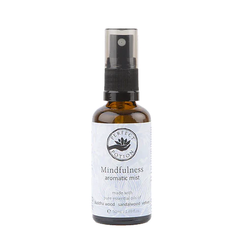 Mindfulness Aromatic Mist 50 ml.  Un mist aromático inspirado en la calma, la presencia y el bienestar consciente.