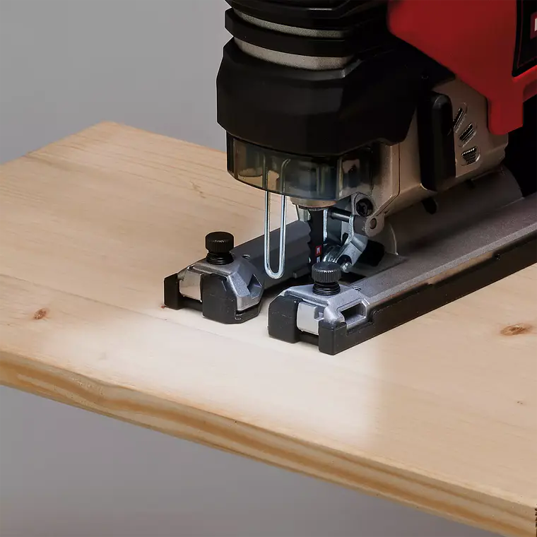 PROFESSIONAL Sierra de calar inalámbrica TP-JS 18/135 Li BL - Solo 8