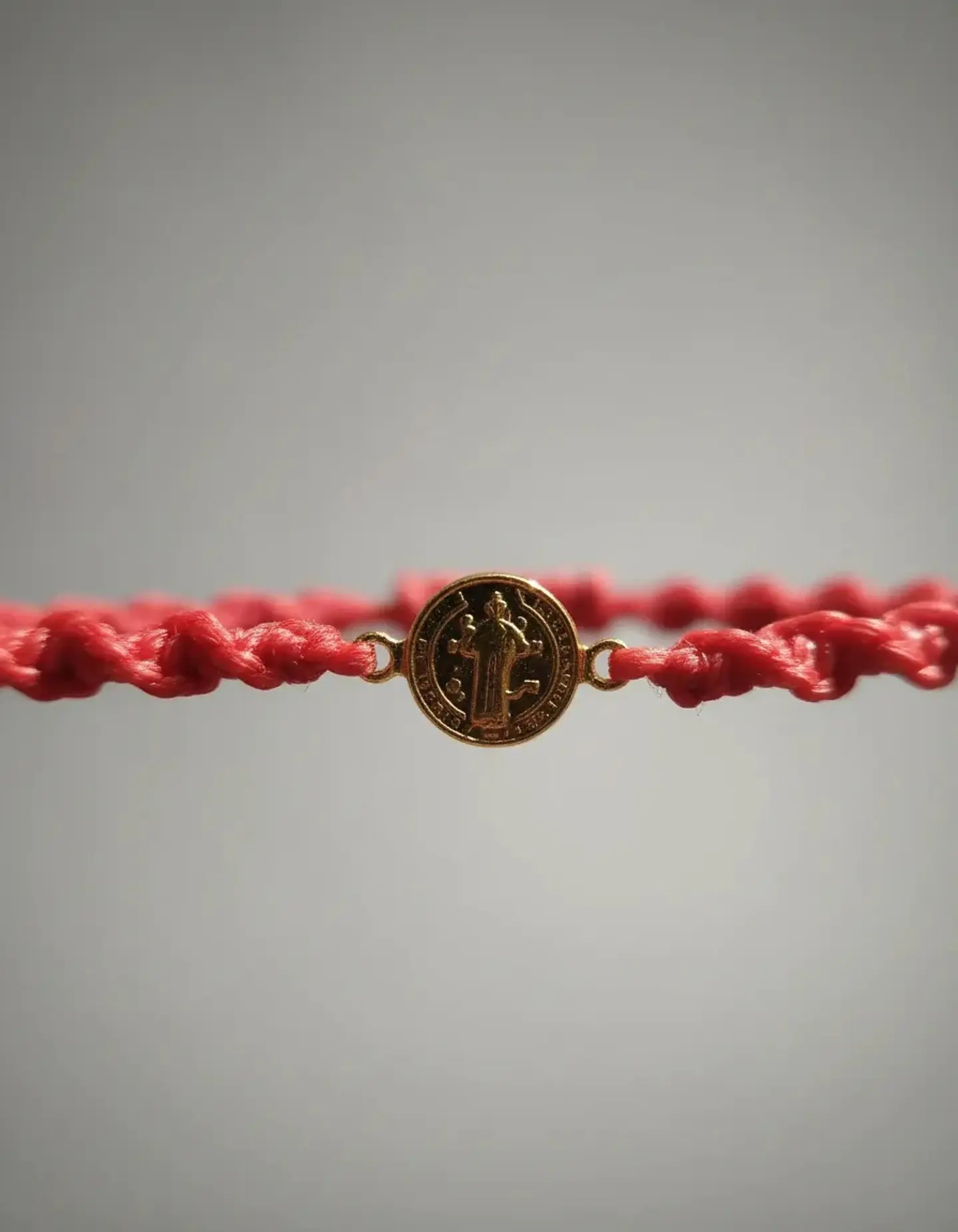 Pulsera protectora San benito ajustable 3