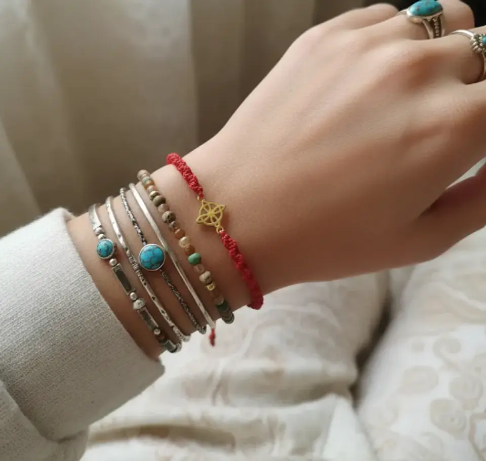 Pulsera protectora Nudo de bruja 3