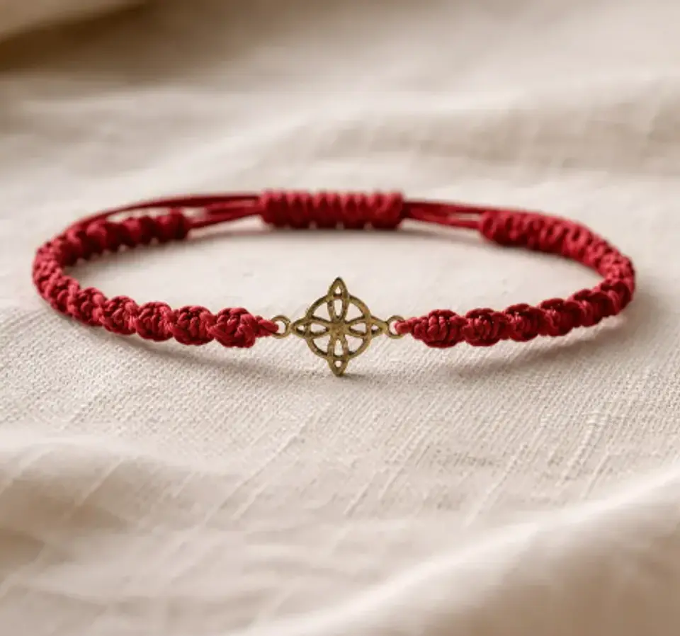 Pulsera protectora Nudo de bruja 5