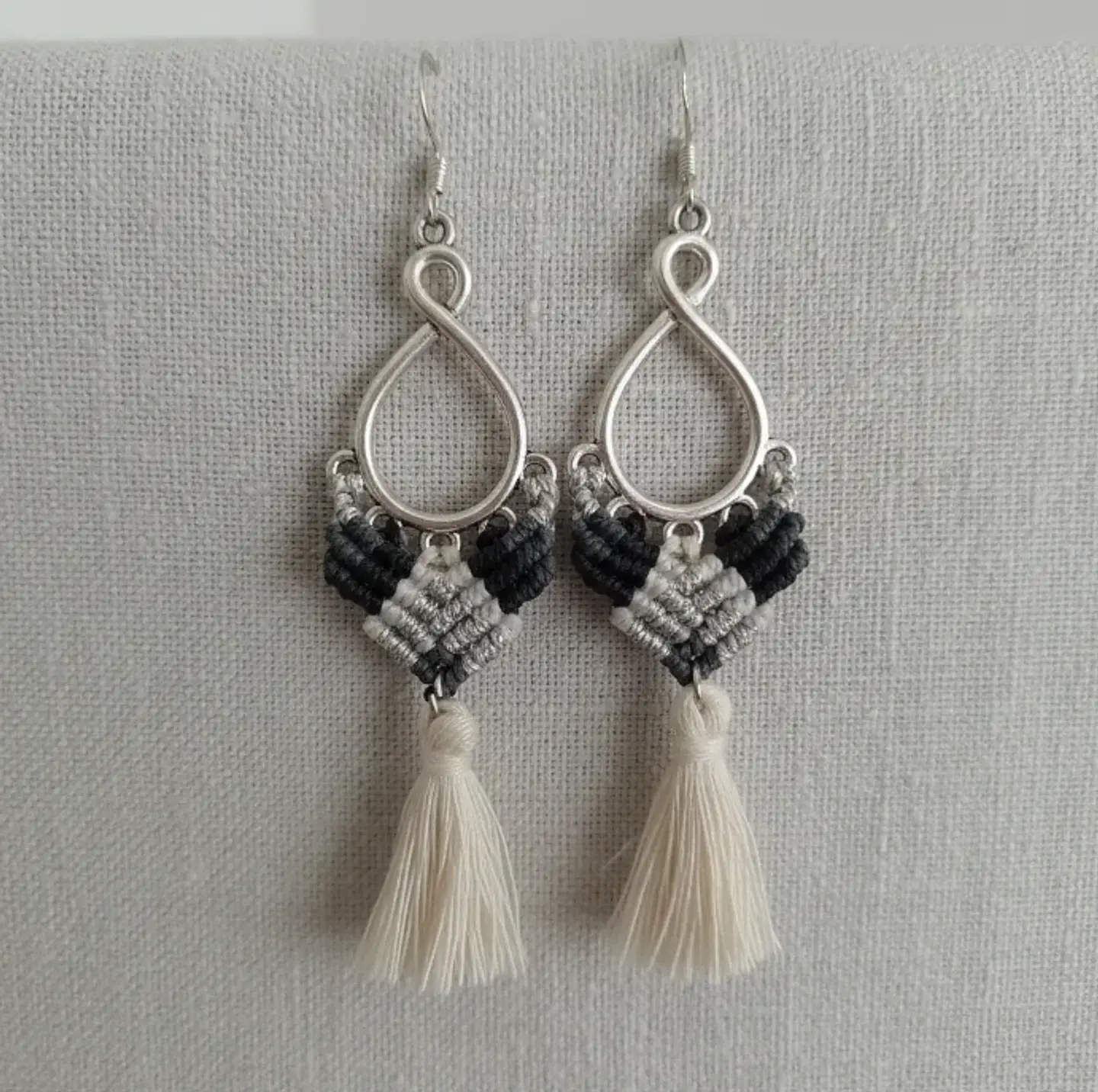 Aros Macramé Coral negro 2