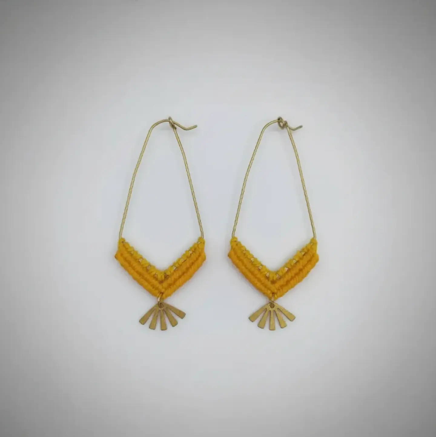 Argollas Macramé Cleo Amarillas 4