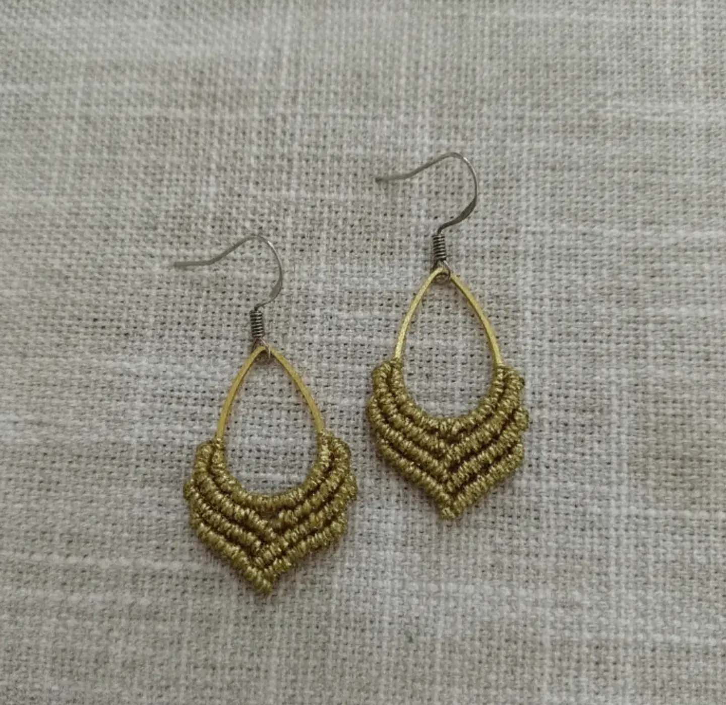 Aros Macramé Drop dorados 3