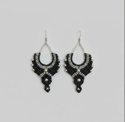 Aros Macramé Boho negro y plateado