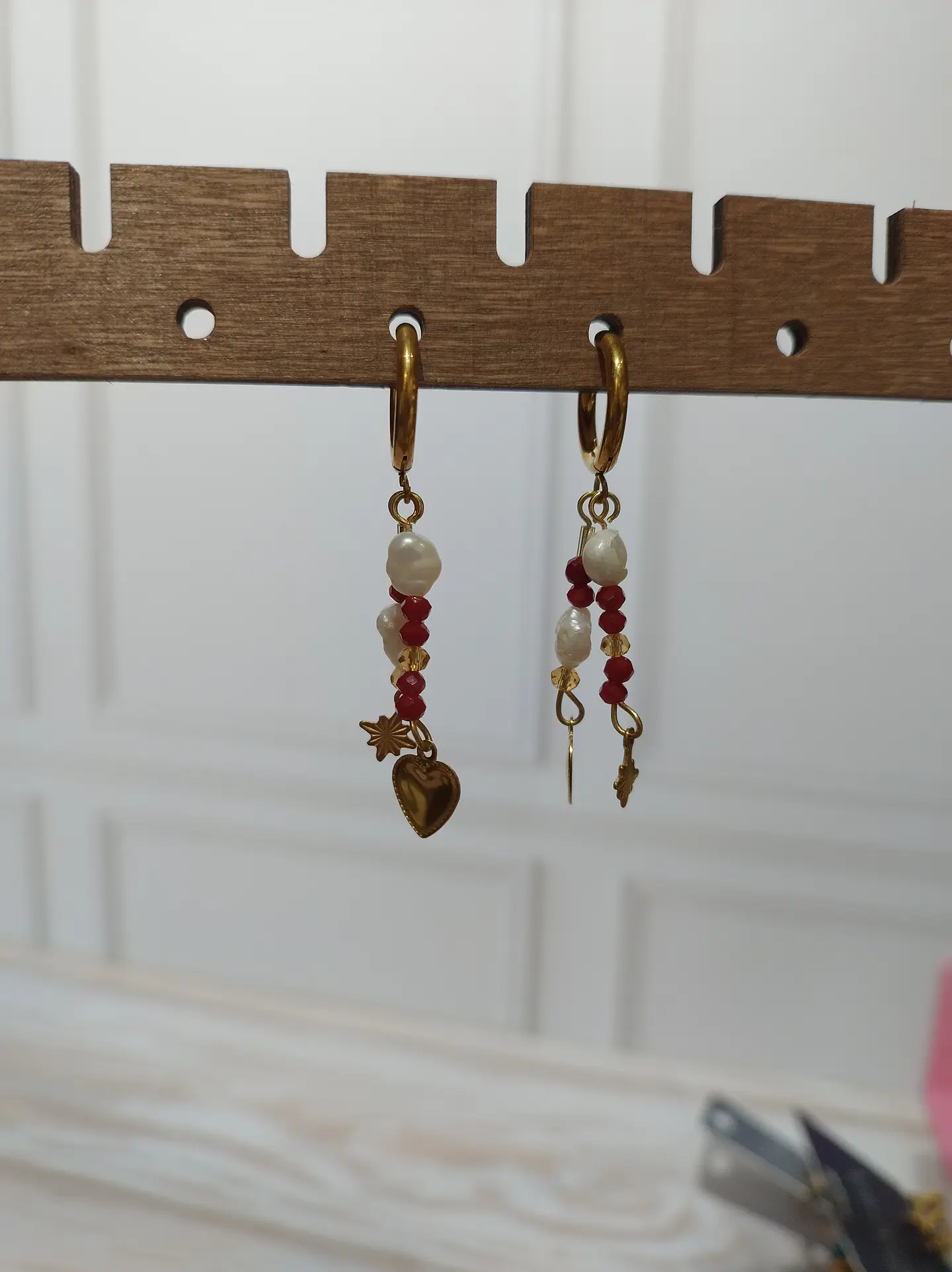 Aros Mood Rojo con estrellas 3D 5