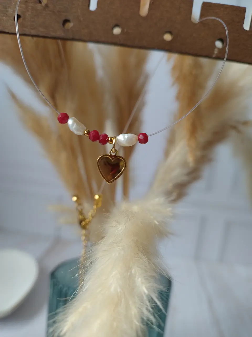 Collar invisible Acero Inoxidable Corazón y cristales rojos 1