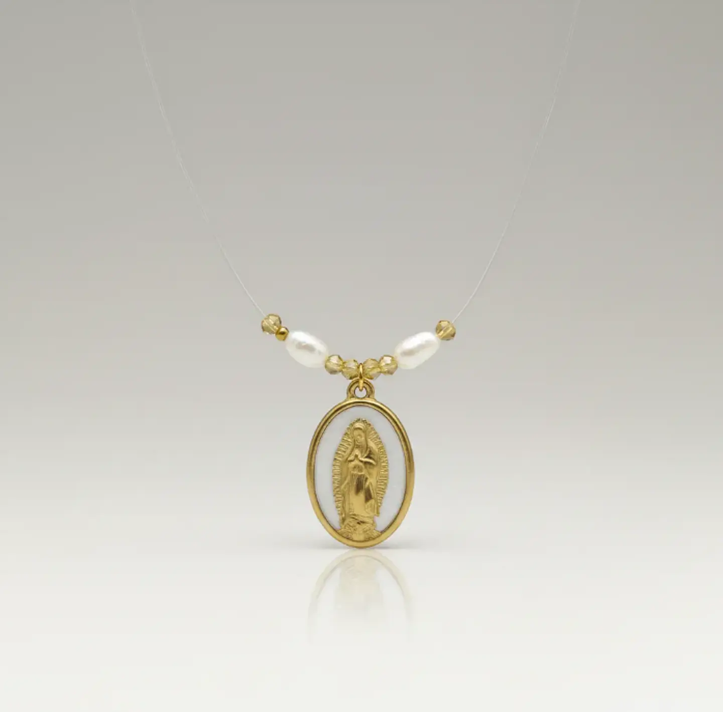 Collar invisible acero inoxidable virgen dorada 1