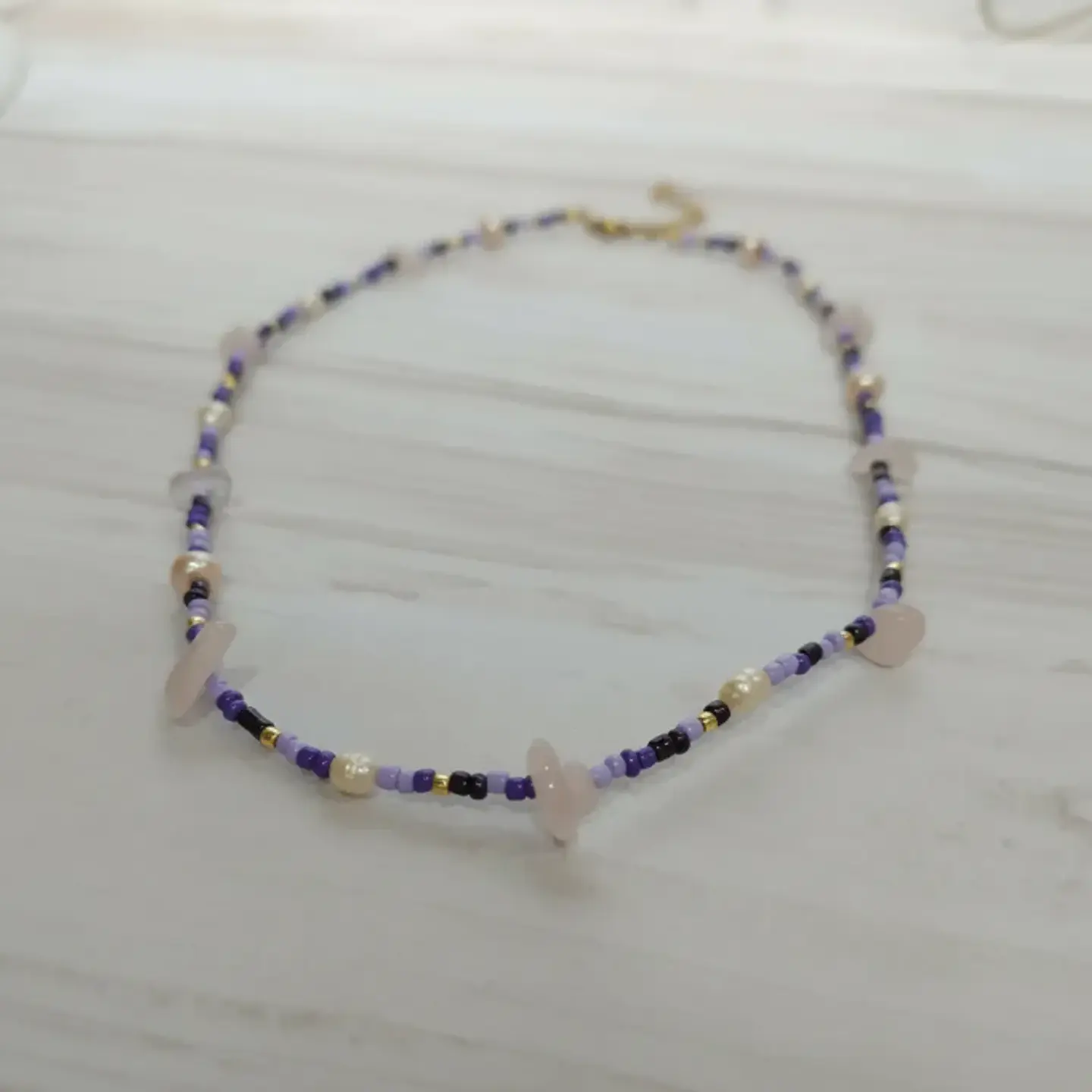 Collar Paz morado 3