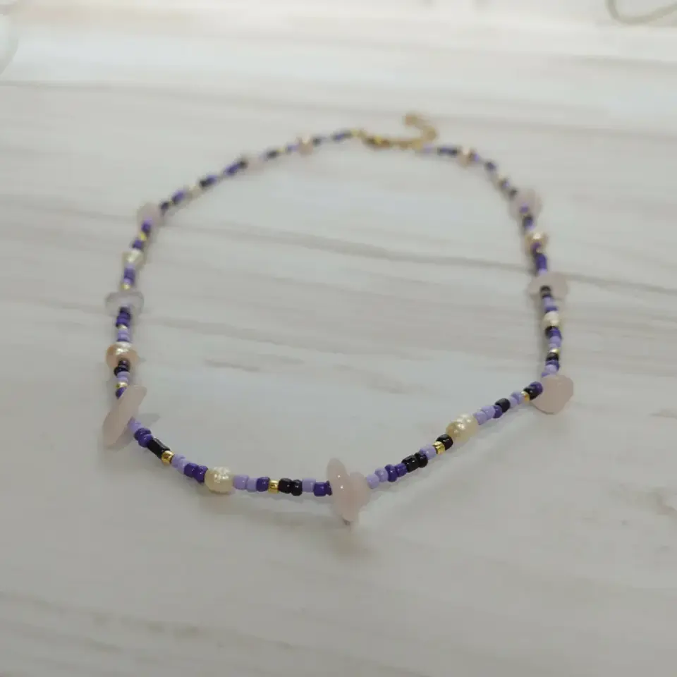 Collar Paz morado 3