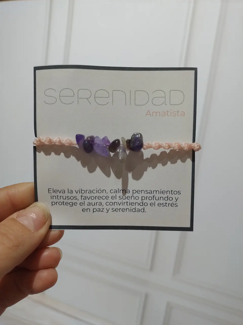 Pulsera Luisa Chips Amatista e huilo encerado rosado brillante 3