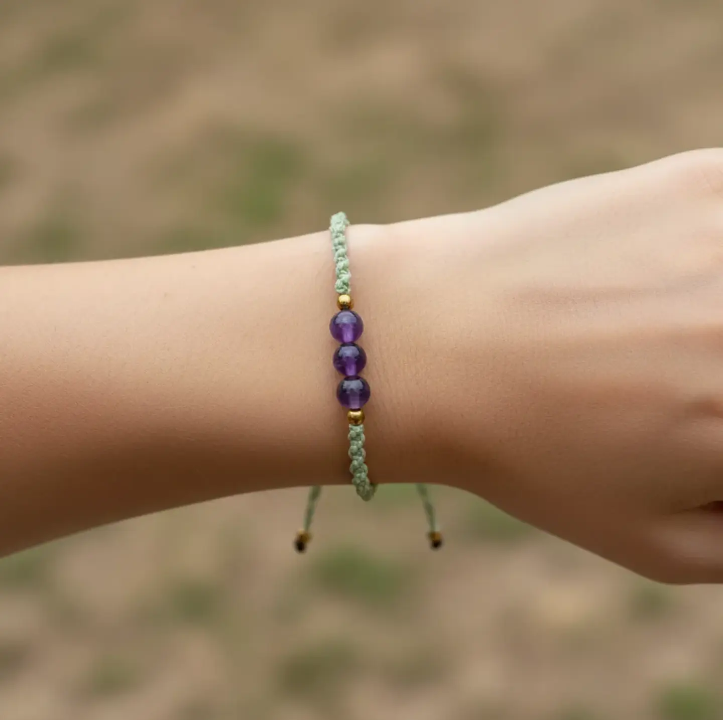 Pulsera Luisa Amatista, pirita e hilo encerado verde claro 1
