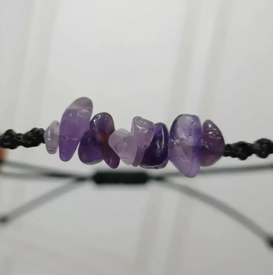 Pulsera Luisa Amatista e hilo negro 2