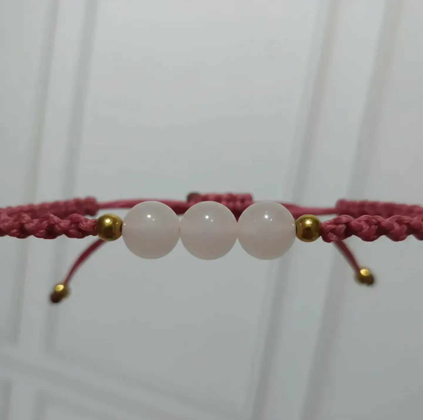 Pulsera Luisa Cuarzo Rosa, pirita e hilo rosado oscuro 1