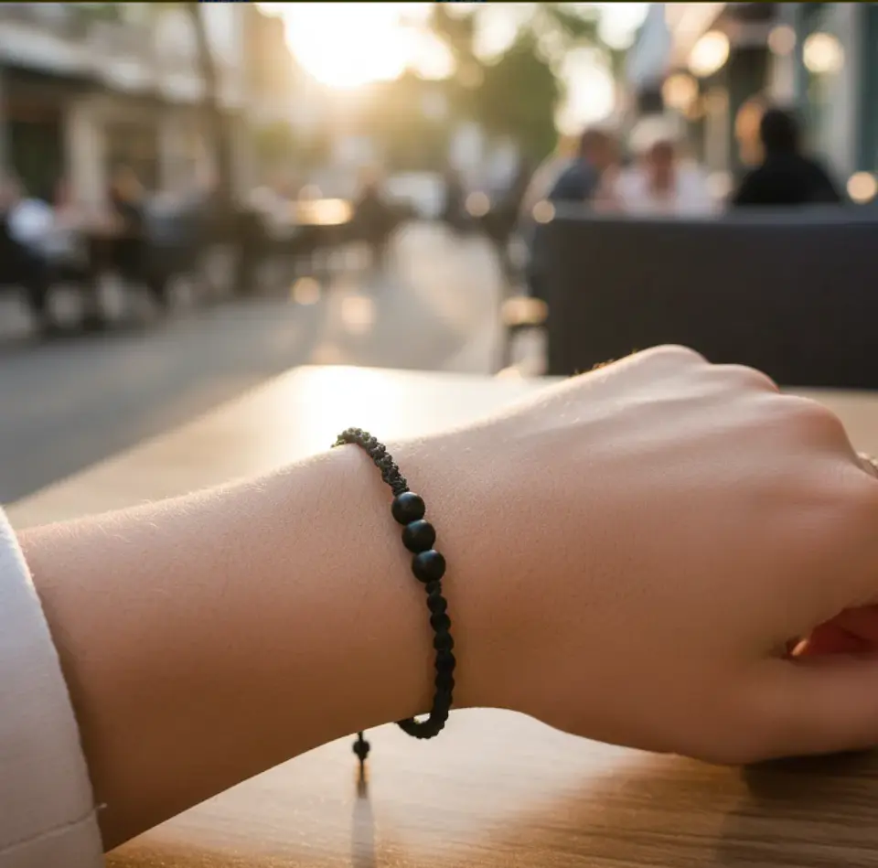 Pulsera Luisa Onix hilo negro 1