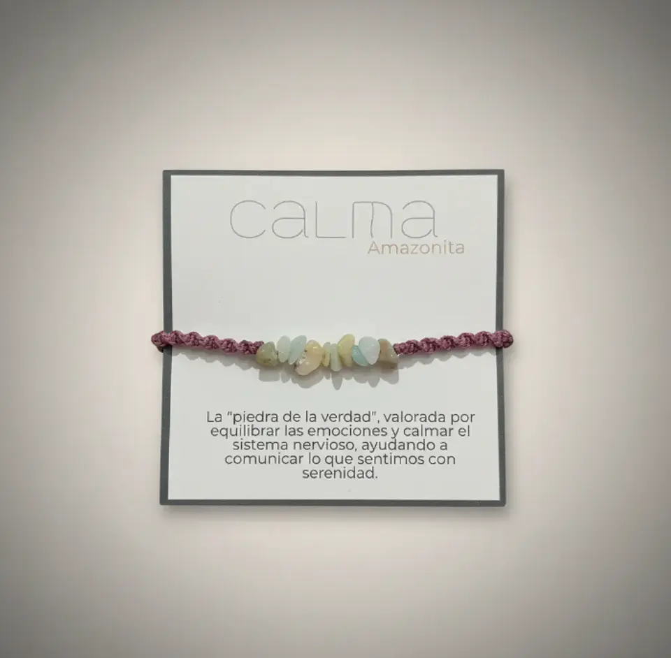 Pulsera Luisa Chip Amazonita con hilo morado 2