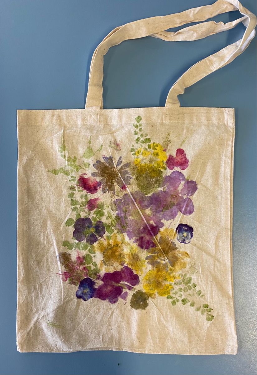 Taller de Tintes Botánicos: Tote Bag con Flores Frescas | Con Naty de Zaha
