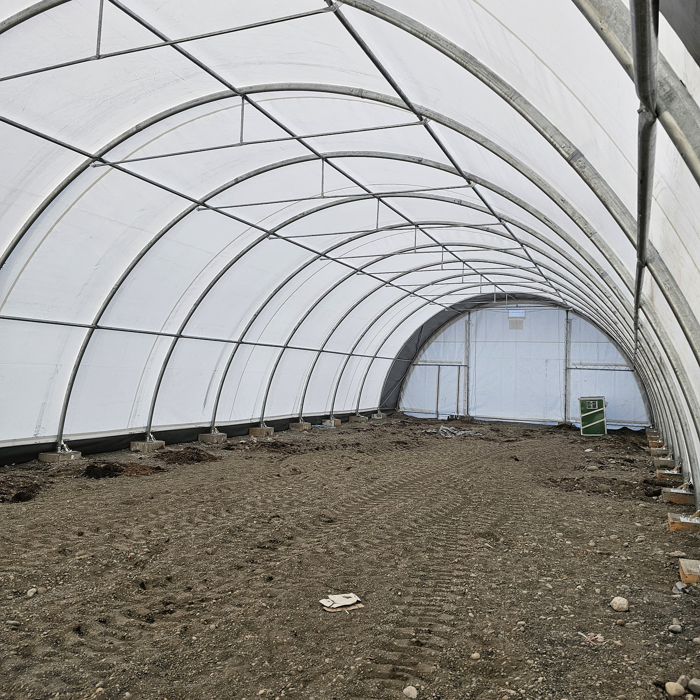 CARPA HANGAR 6.1 M X 18.3 M 2