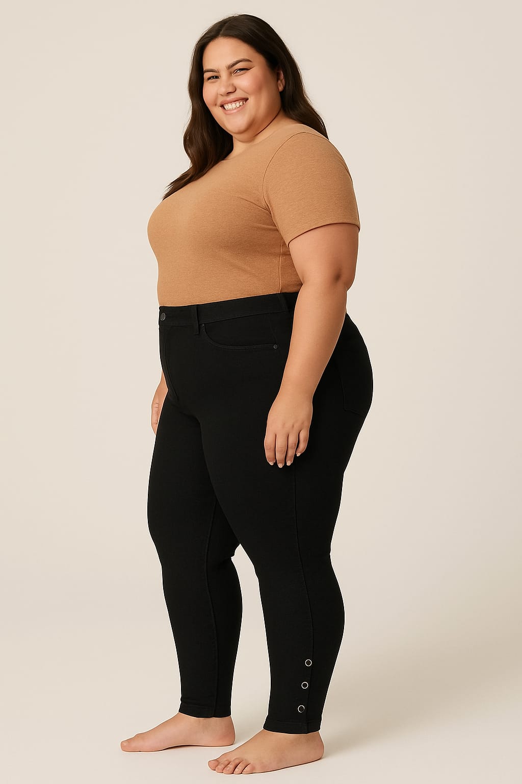 JEAN NEGRO CON OJALILLOS MODELO 1 1