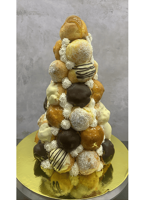 CROQUEMBOUCHE SOBRIA (consumir durante el día)