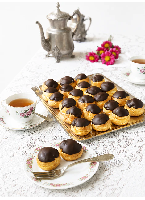 PROFITEROLES PASTELERA CHOCOLATE