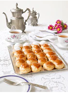 PROFITEROLES DIPLOMÁTICA Y CARAMELO