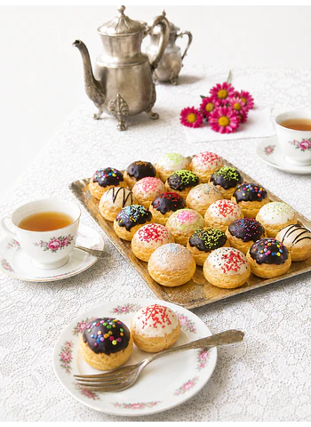 PROFITEROLES DE COLORES