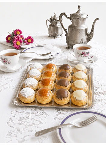 PROFITEROLES SURTIDOS PREMIUM