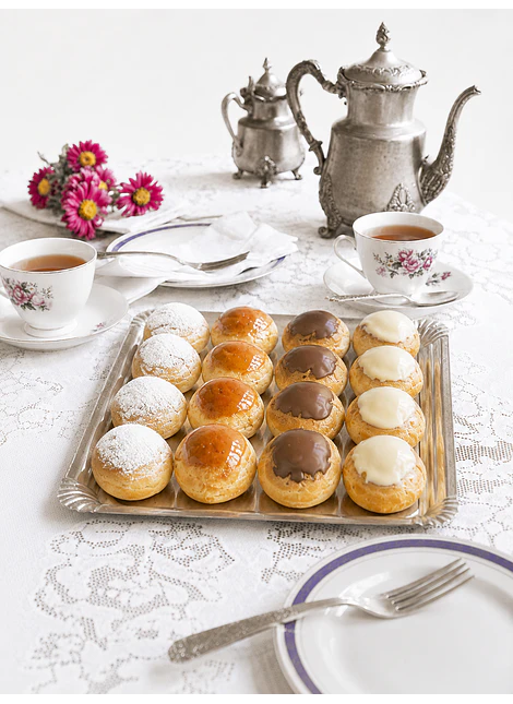 PROFITEROLES SURTIDOS PREMIUM