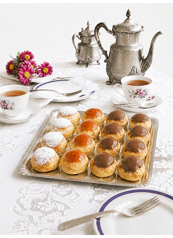 PROFITEROLES SURTIDOS