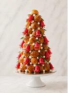 Croquembouche Caramelo y Copihues 120u
