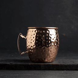 Vaso de metal color cobre