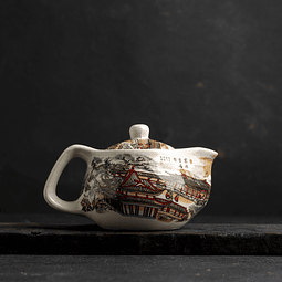 Tetera Oriental pequeña